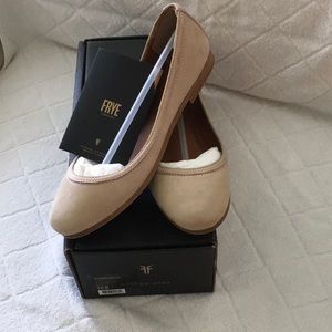 Frye Carson Ballet, Nubuck Leather,Cognac 7.5M